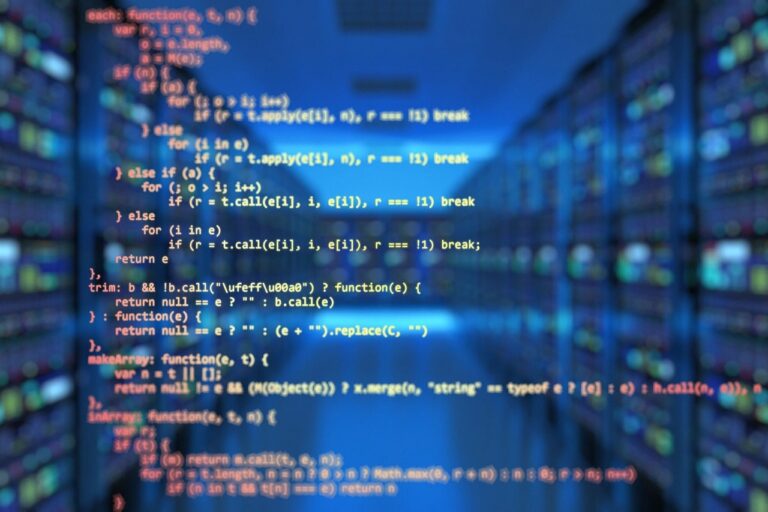 source-code-software-4280758-min